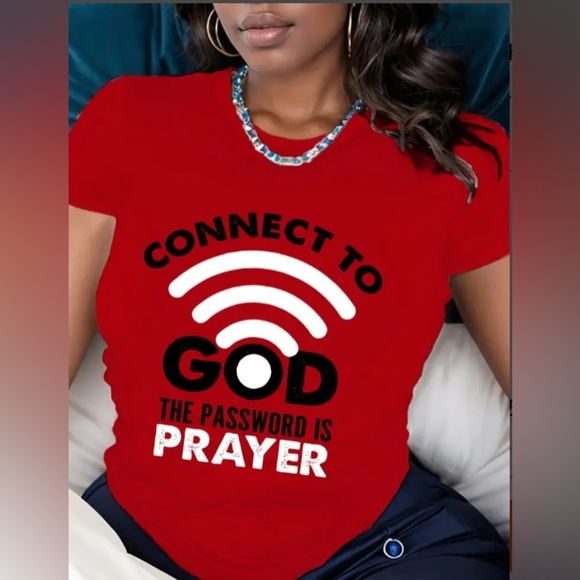 Red “CONNECT TO GOD, THE PASSWORD IS PRAYER" Crew Neck Short Sleeve T-Shirt, NIP - Picture 1 of 6